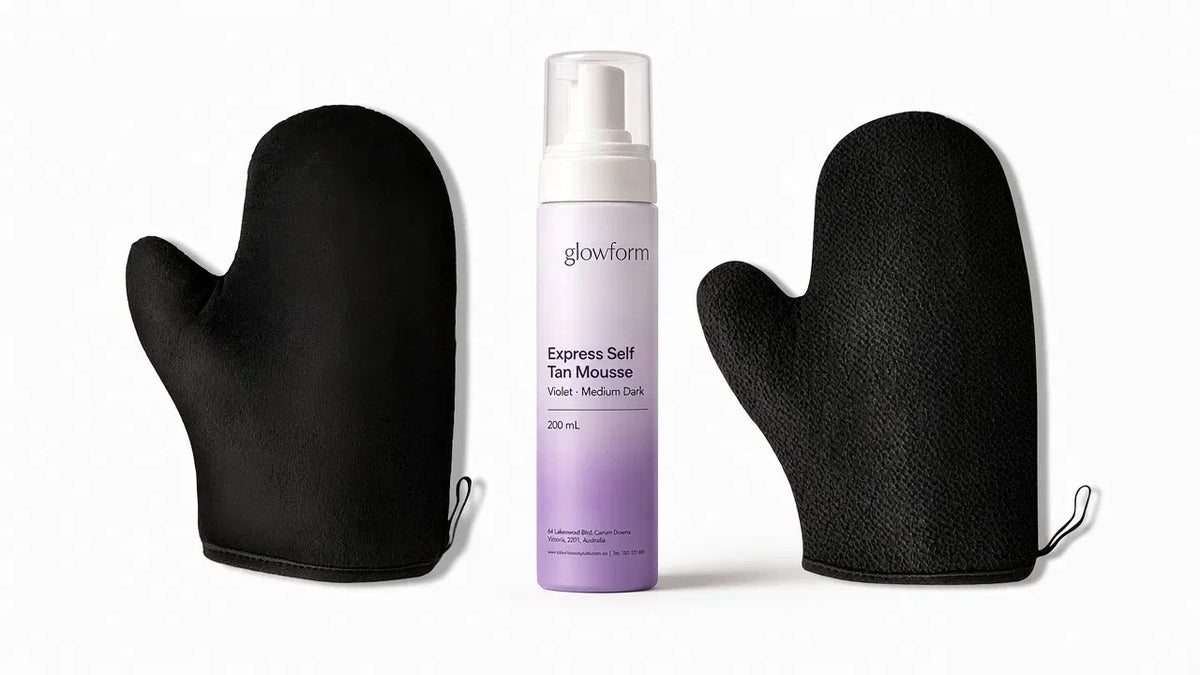 Glowform Glow kit: Violet Medium Dark mousse between a tanning mitt and an exfoliating mitt